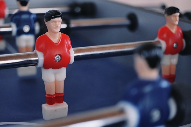 铁卫主场首球比肩C罗，曼联1-1西汉姆联，反超利物浦升英超第八